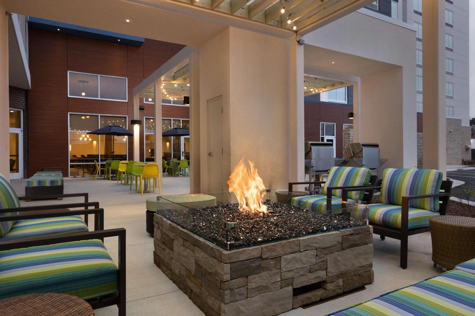 Home2 Suites By Hilton Durham University Medical Center ภายนอก รูปภาพ